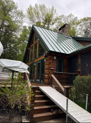 Lakeside cabin fully cleaned with walkway